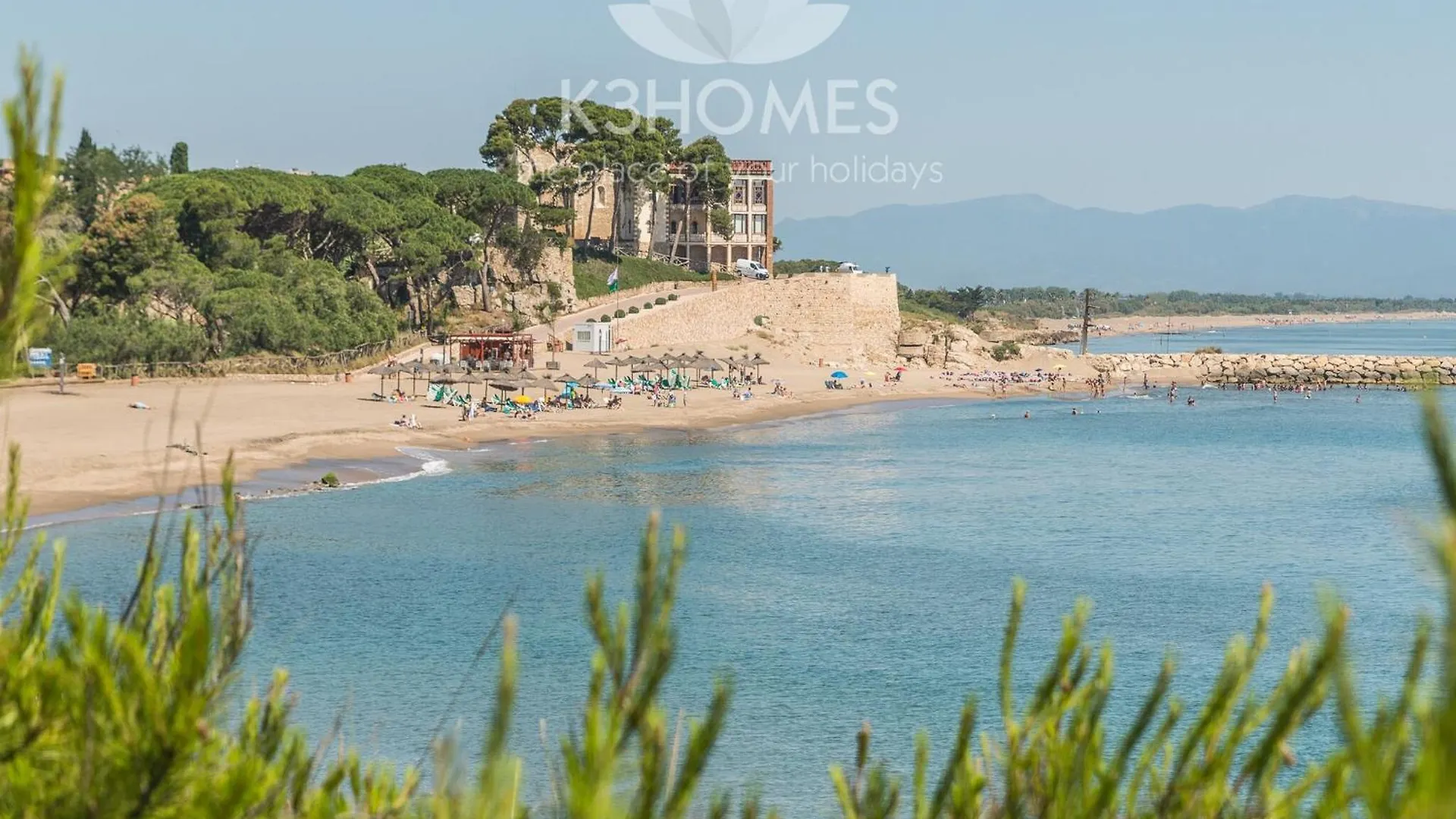 Cozy Seaside Apartment With Garden L'Escala 0*,  Spain